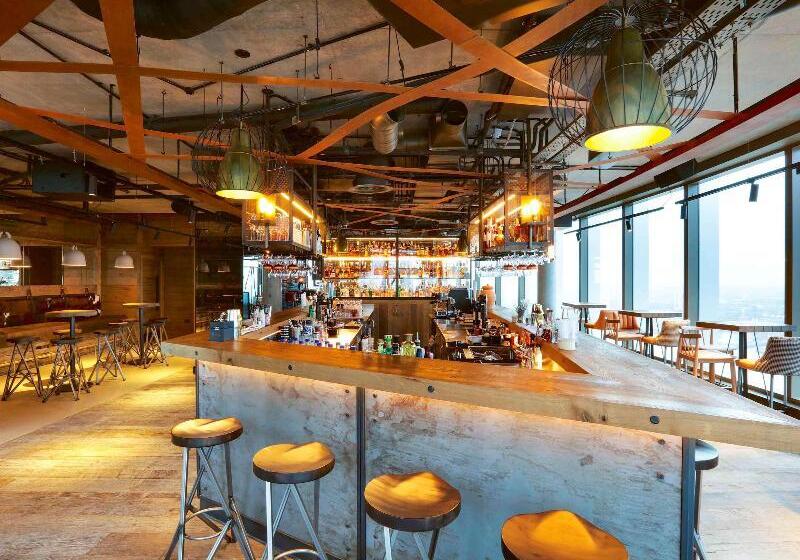 Novotel London Canary Wharf