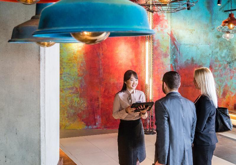 Novotel London Canary Wharf