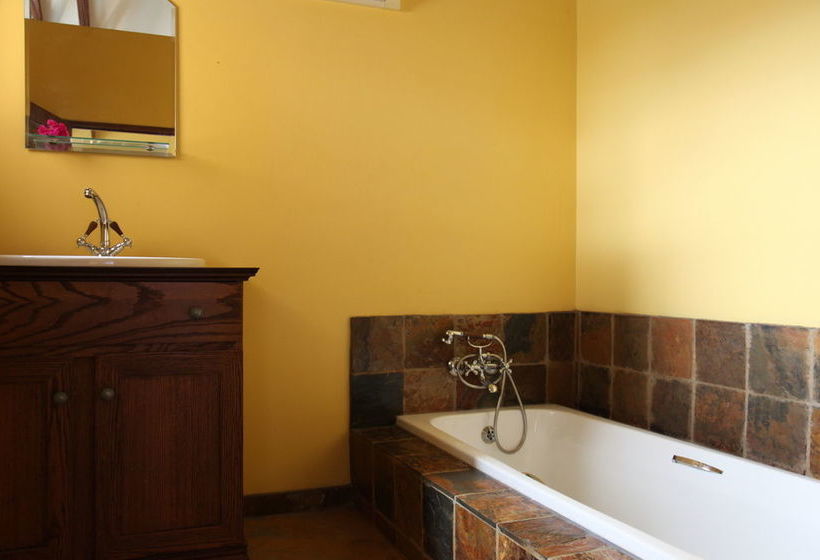 Пансион Lili Bush Guesthouse