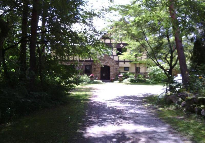 膳宿费 Anise Garden