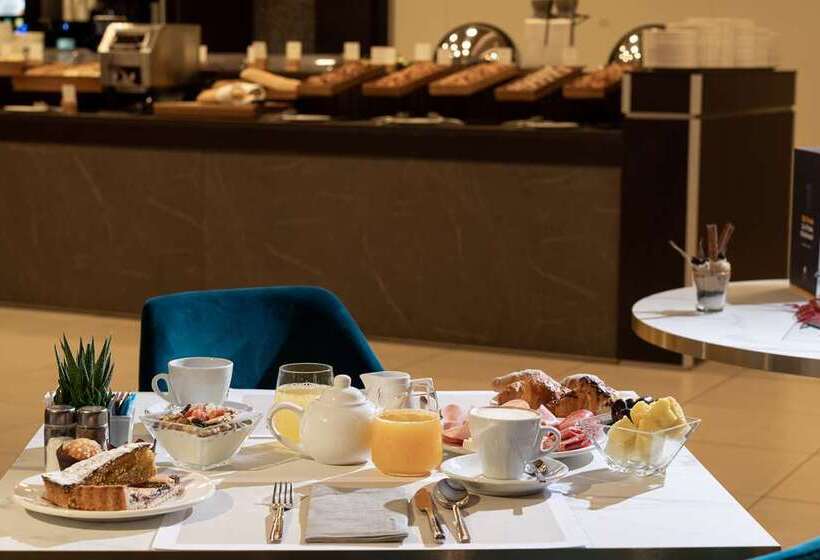 リゾートホテル Doubletree By Hilton Milan Malpensa Solbiate Olona