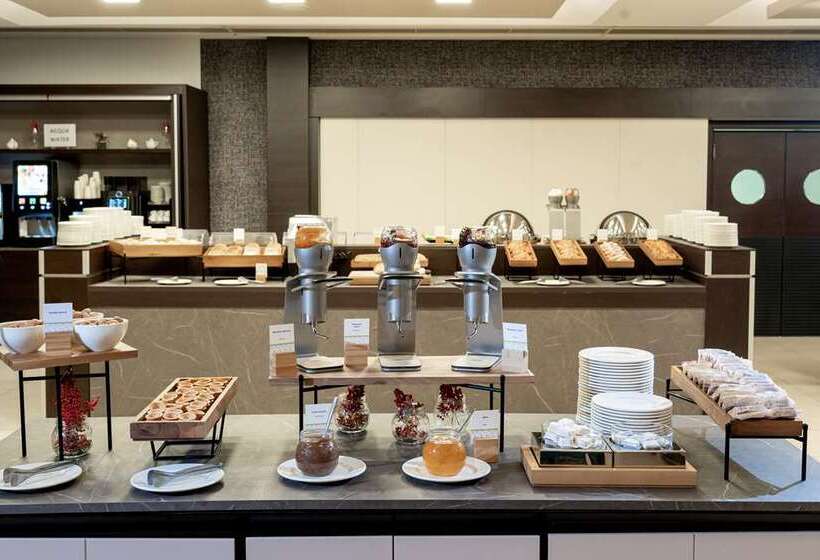 リゾートホテル Doubletree By Hilton Milan Malpensa Solbiate Olona