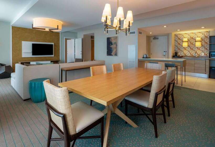 منتجع Wyndham Grand Clearwater Beach