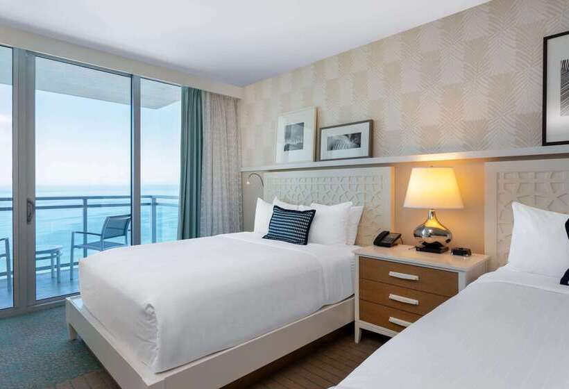 منتجع Wyndham Grand Clearwater Beach