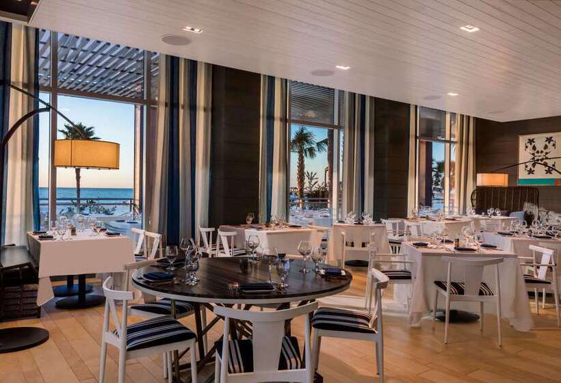 منتجع Wyndham Grand Clearwater Beach