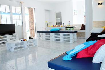 The One Hostel