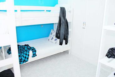 The One Hostel