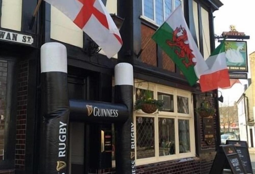The Swan Inn Pub