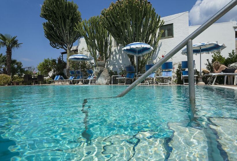 住宿加早餐  Ischia Hotel Imperamare, Breathtaking View In The Bay Of Citara, 2 Rooms