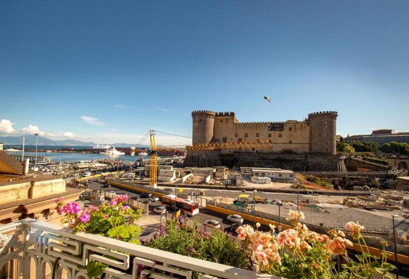 تختخواب و صبحانه Main   Municipio