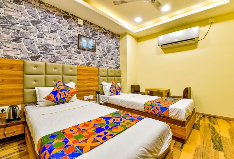 Fabhotel Raj Palace I