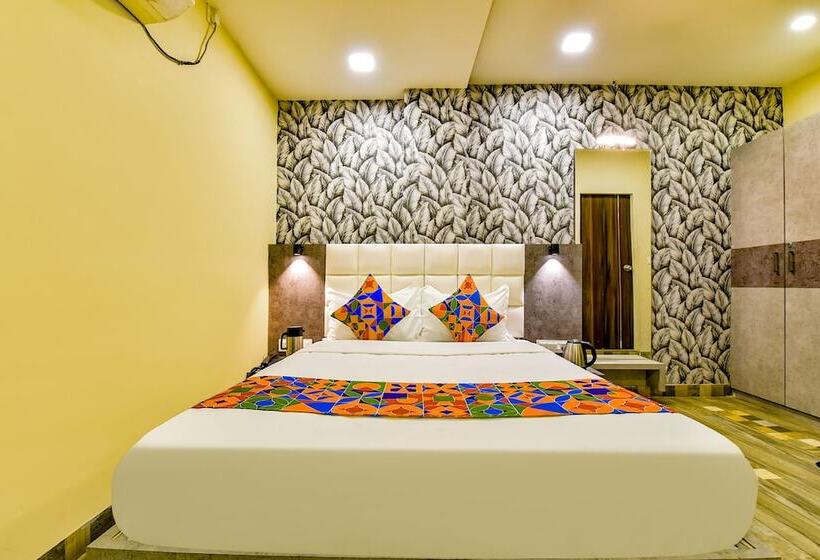Fabhotel Raj Palace I