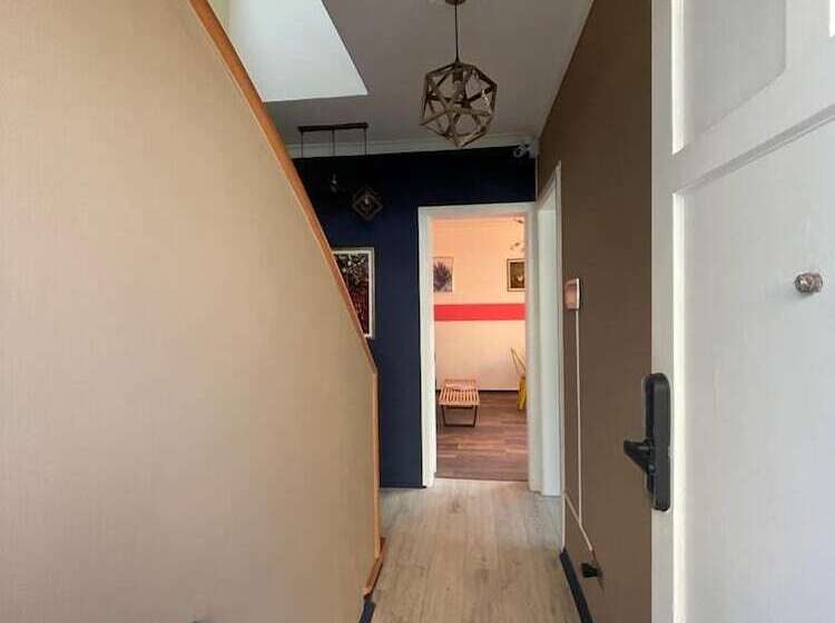 פונדק Tqcaleta Providencia   Barrio Italia