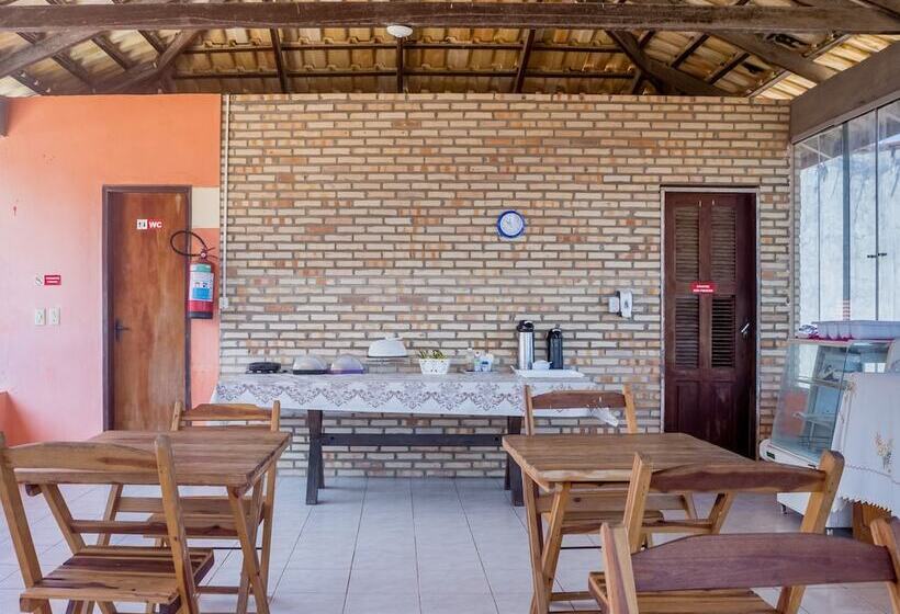 فندق Adhyaksa Syariah Guest House By Oyo Rooms