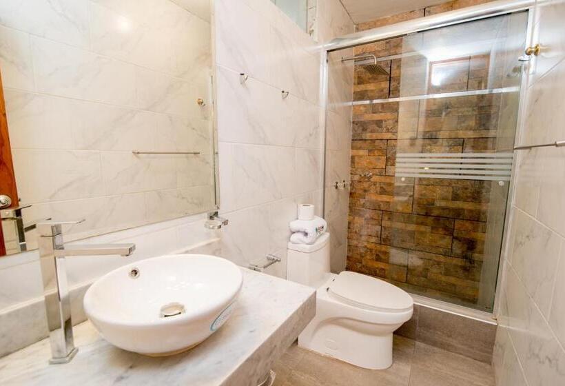 هتل Arizona Miraflores