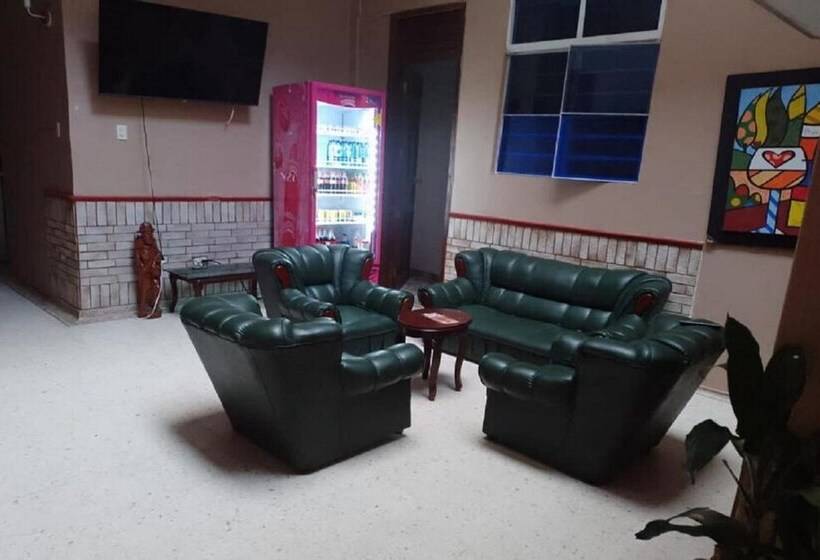 Отель Selecta Colonial