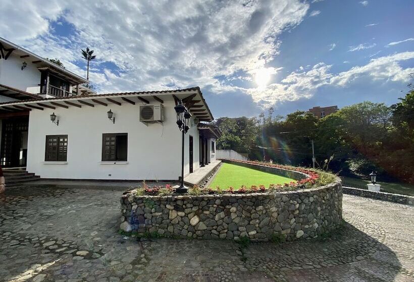 호텔 Babilla House