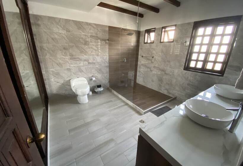 호텔 Babilla House