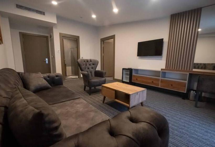 בית מלון כפרי Beni Luxury Resort Kotyora