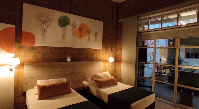 هتل Botanica Casa