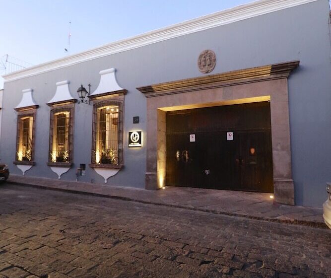 Отель Boutique Casa Loreta