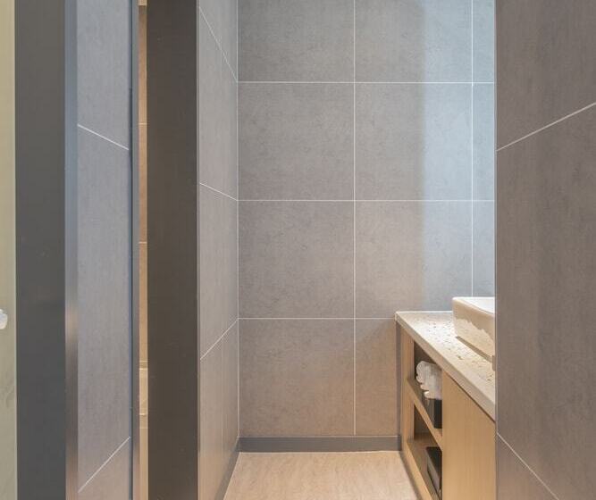 Hotel Brown Dot Geobuksum