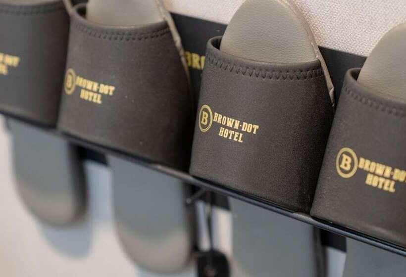 Hotel Brown Dot Geobuksum