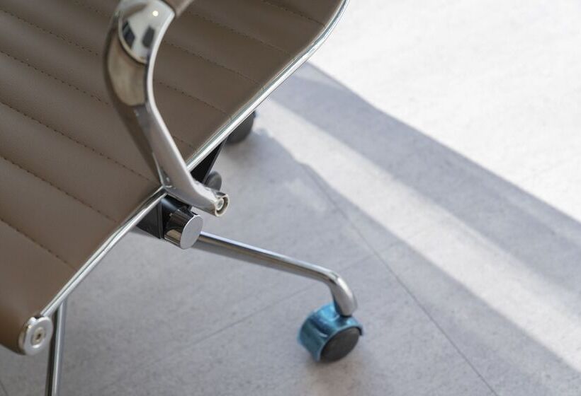 Hotel Brown Dot Geobuksum