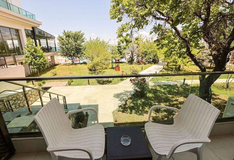 هتل Dedeman Van Resort & Aqua