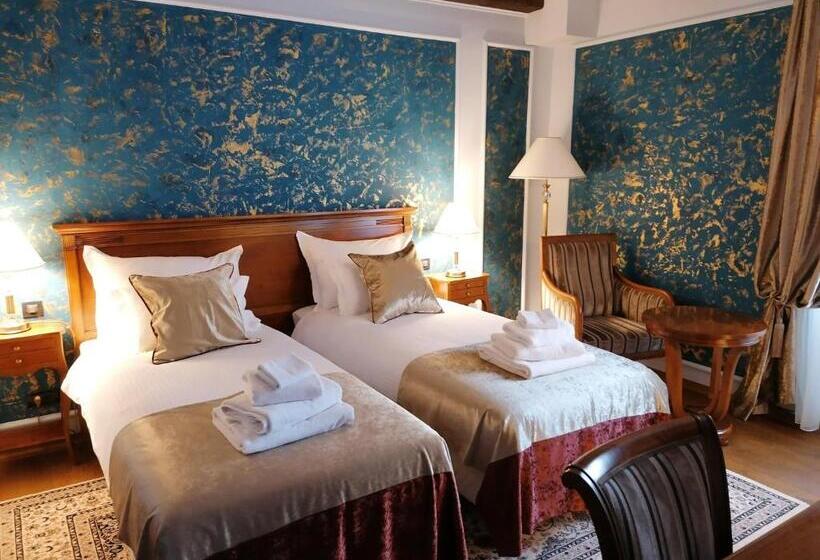 호텔 Dvorac Jurjevec