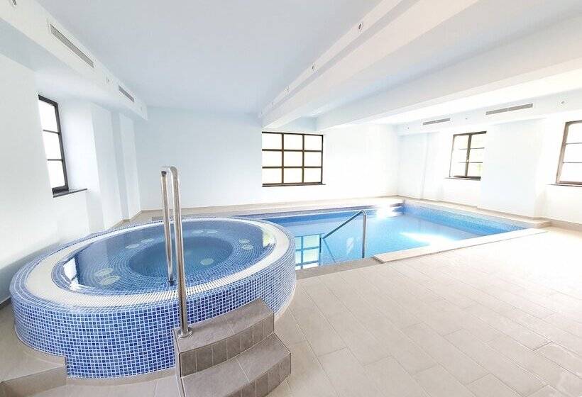 호텔 Dvorac Jurjevec