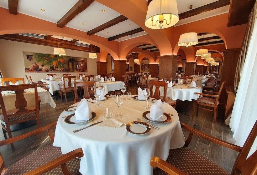 호텔 Dvorac Jurjevec