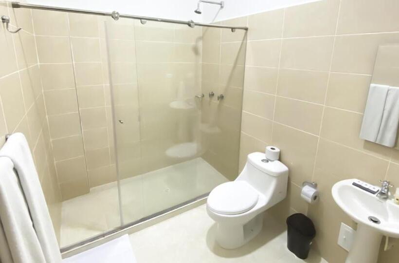 فندق El Marqués De Manga