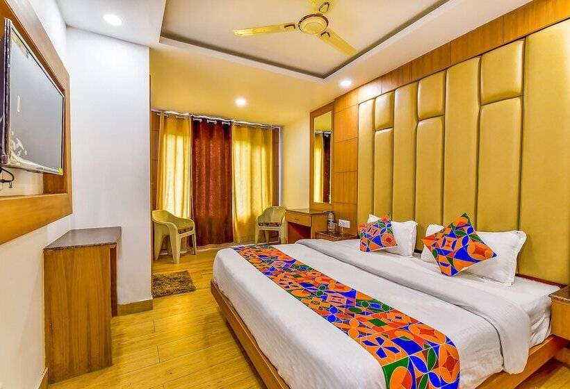 酒店 Fabexpress Clock View 500m From The Mall Road