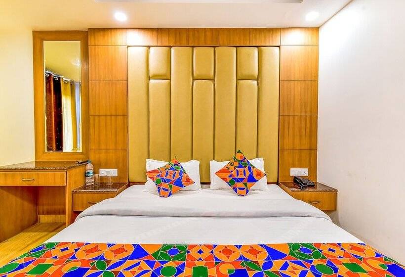 酒店 Fabexpress Clock View 500m From The Mall Road