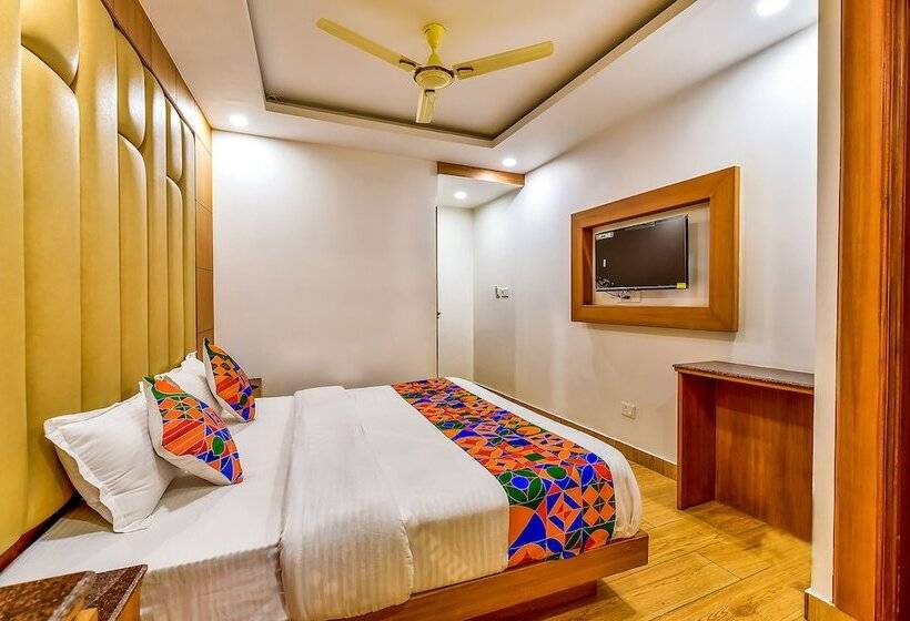 酒店 Fabexpress Clock View 500m From The Mall Road