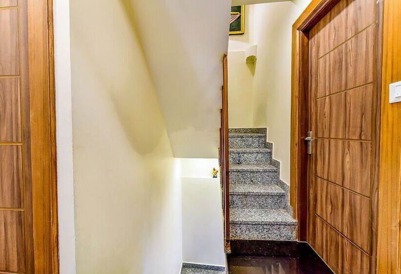 酒店 Fabexpress Clock View 500m From The Mall Road