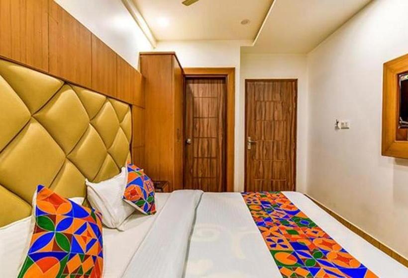 酒店 Fabexpress Clock View 500m From The Mall Road