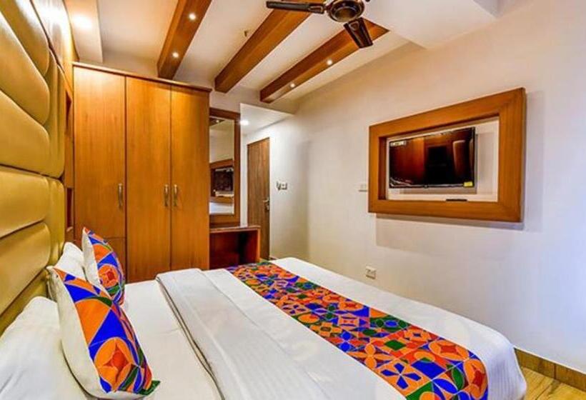 酒店 Fabexpress Clock View 500m From The Mall Road