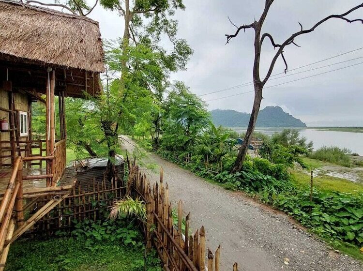 فندق Hill Mynah Bamboo Resort