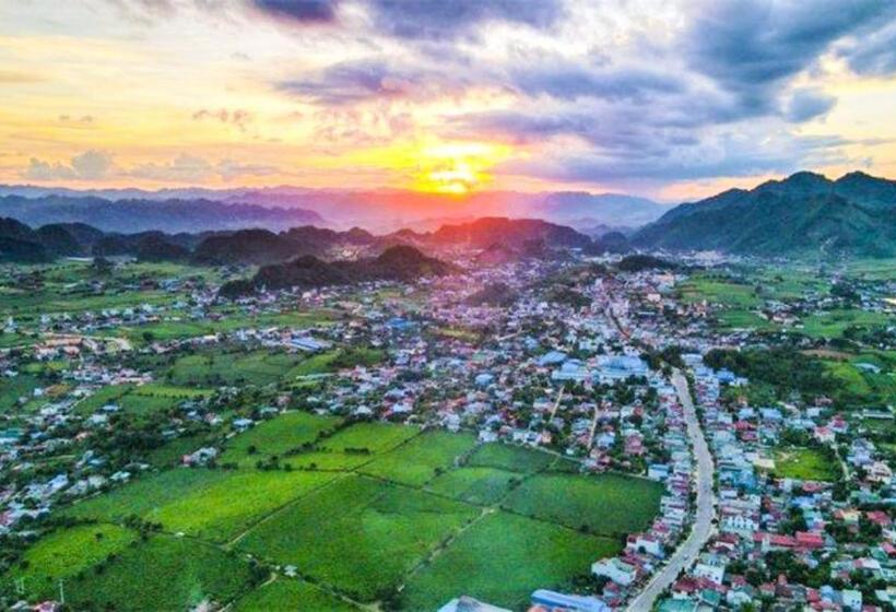 هتل Hùng Yến Mộc Châu