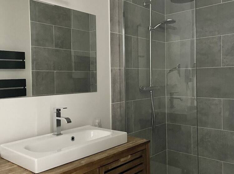 호텔 La Tour Aux Crabes