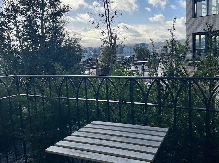 فندق La Tour Aux Crabes