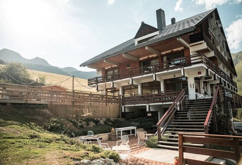 فندق Les Cèdres  Hôtel  Restaurant  Spa