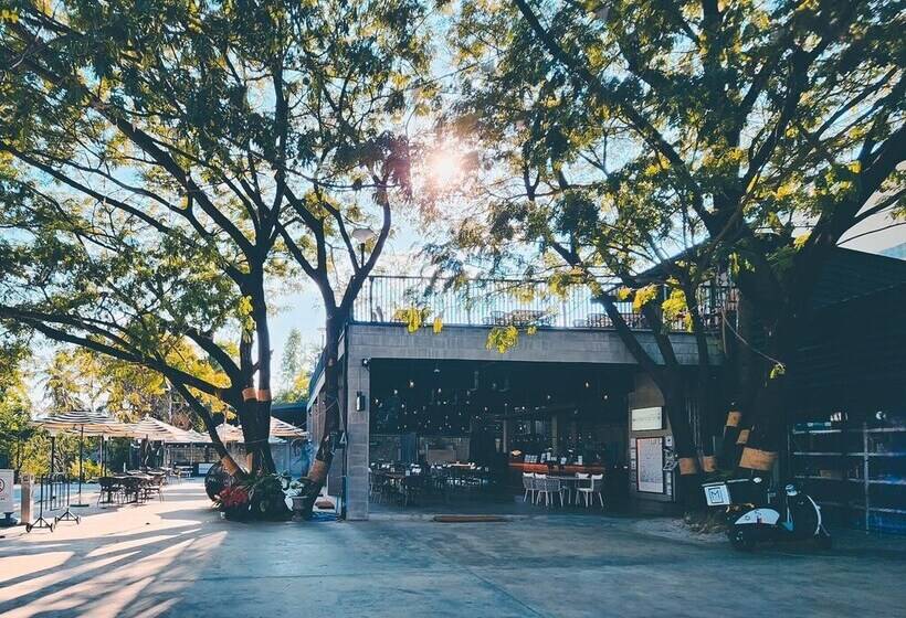 فندق Macchiato Resort Savannakhet