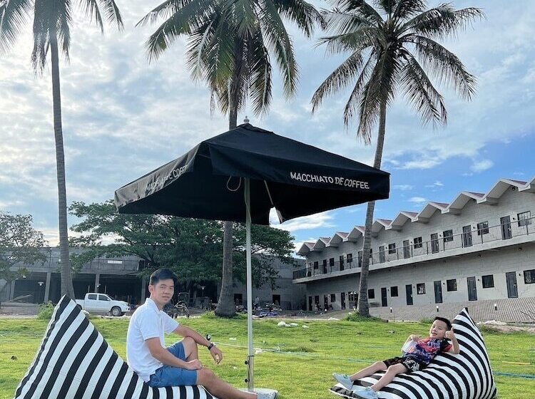 Отель Macchiato Resort Savannakhet