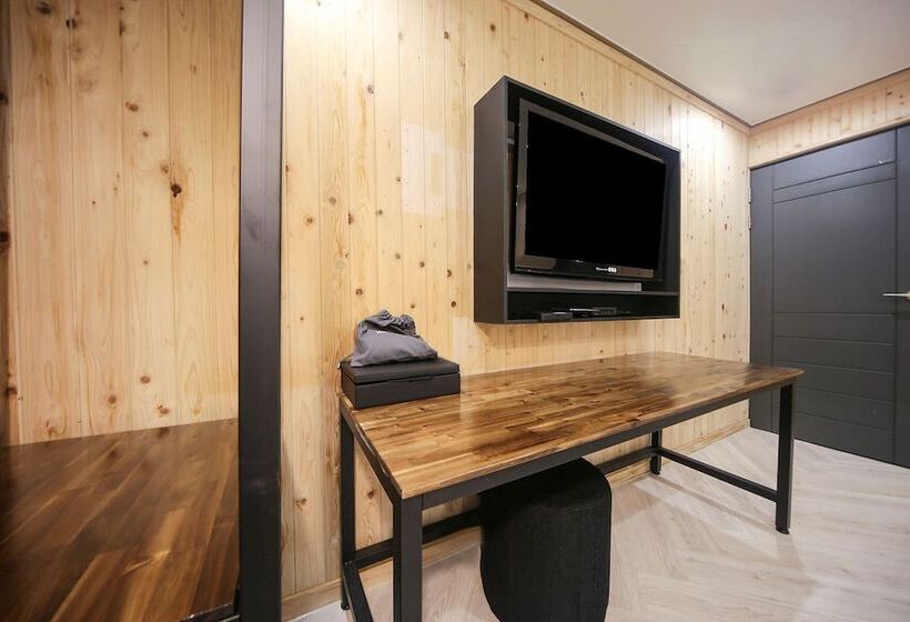 Hotel Masan First Class