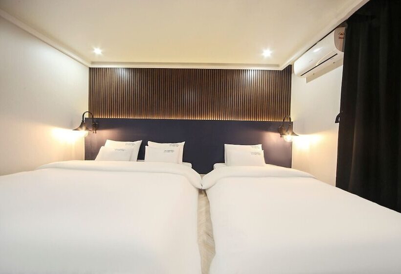 Hotel Masan First Class