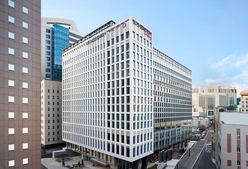 Hotel Moxy Seoul, Myeongdong