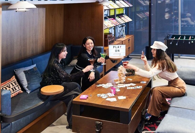 Hotel Moxy Seoul, Myeongdong